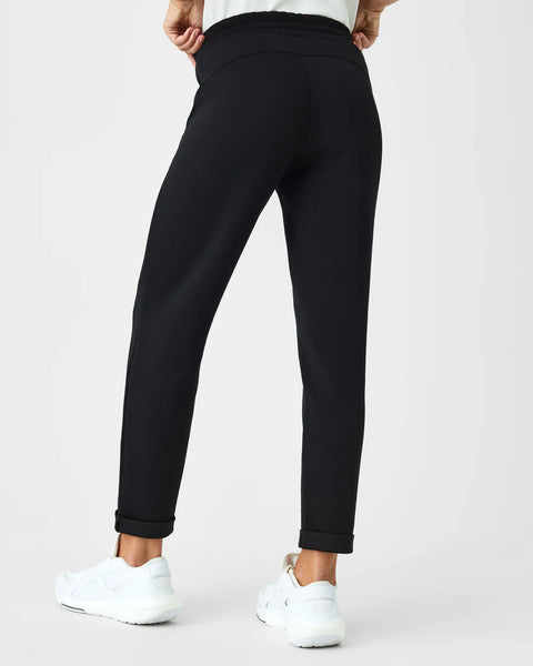 Spanx Air Essentials Tapered Pant